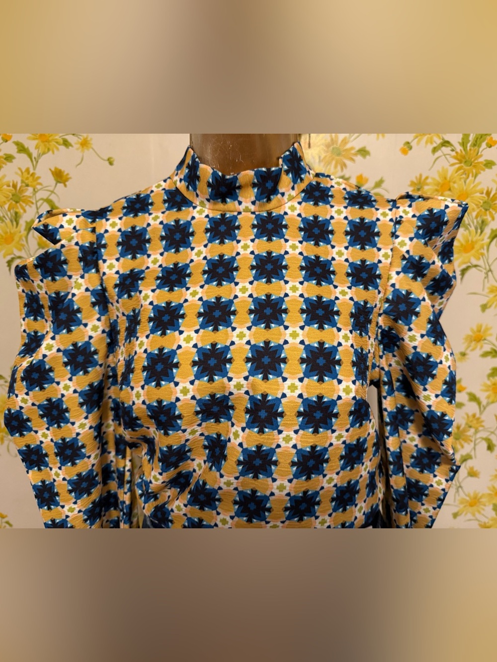 Ina Yellow and Blue High-Neck Puff Sleeve Blouse size M - Picture 3 of 15